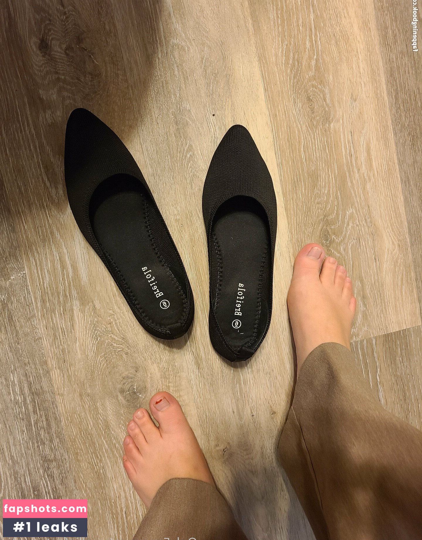 smelliefeetsweetie gallery photo #53