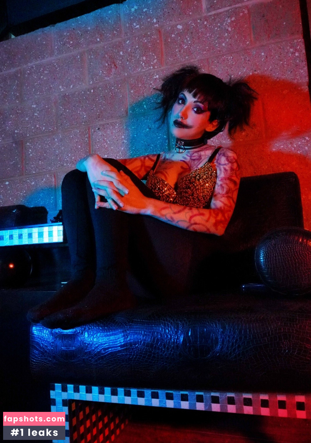 Smeriweather nude babe gallery