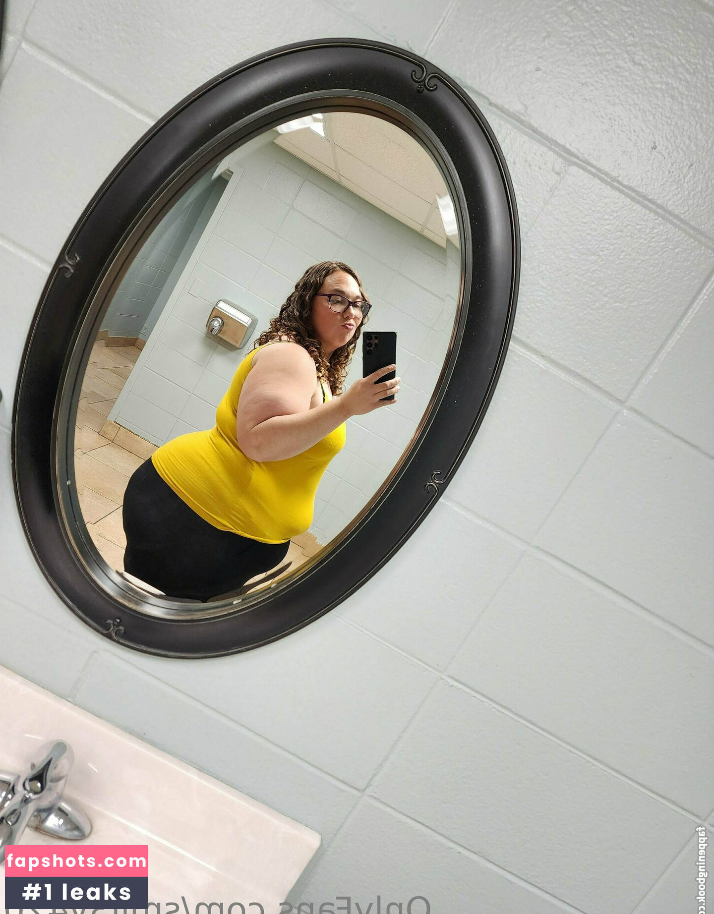 smil3y420 gallery photo #8