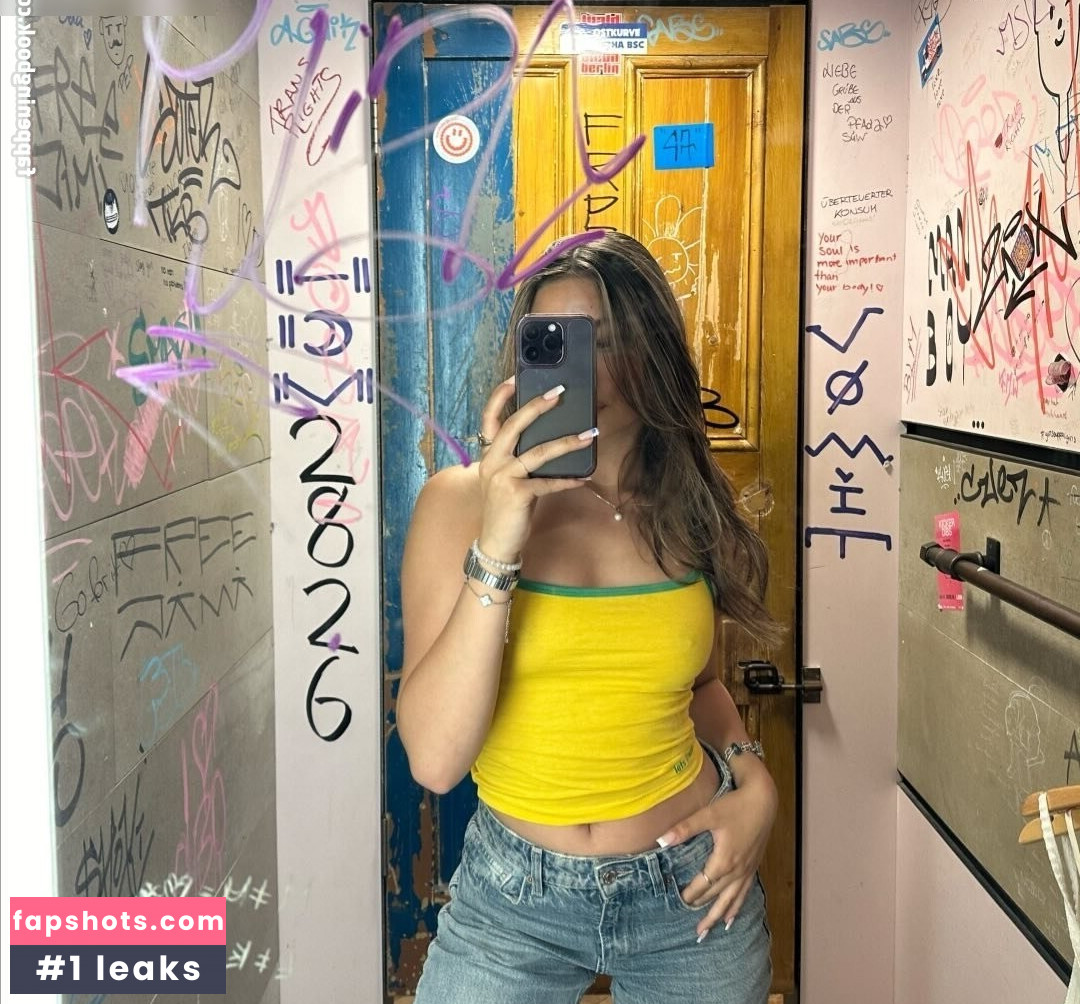 smillarosaa gallery photo #2