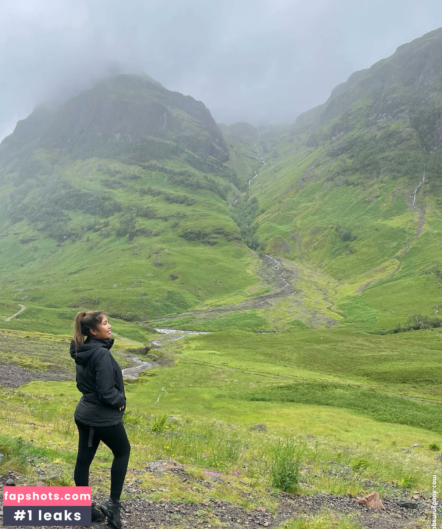 Sml.Prsn gallery photo #31