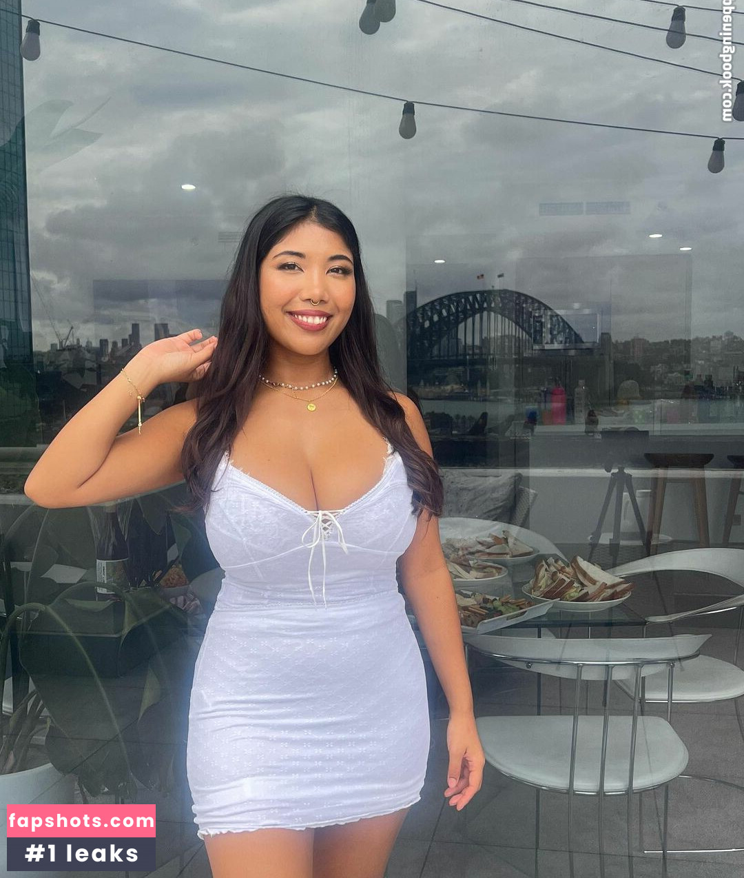 Sml.Prsn gallery photo #45