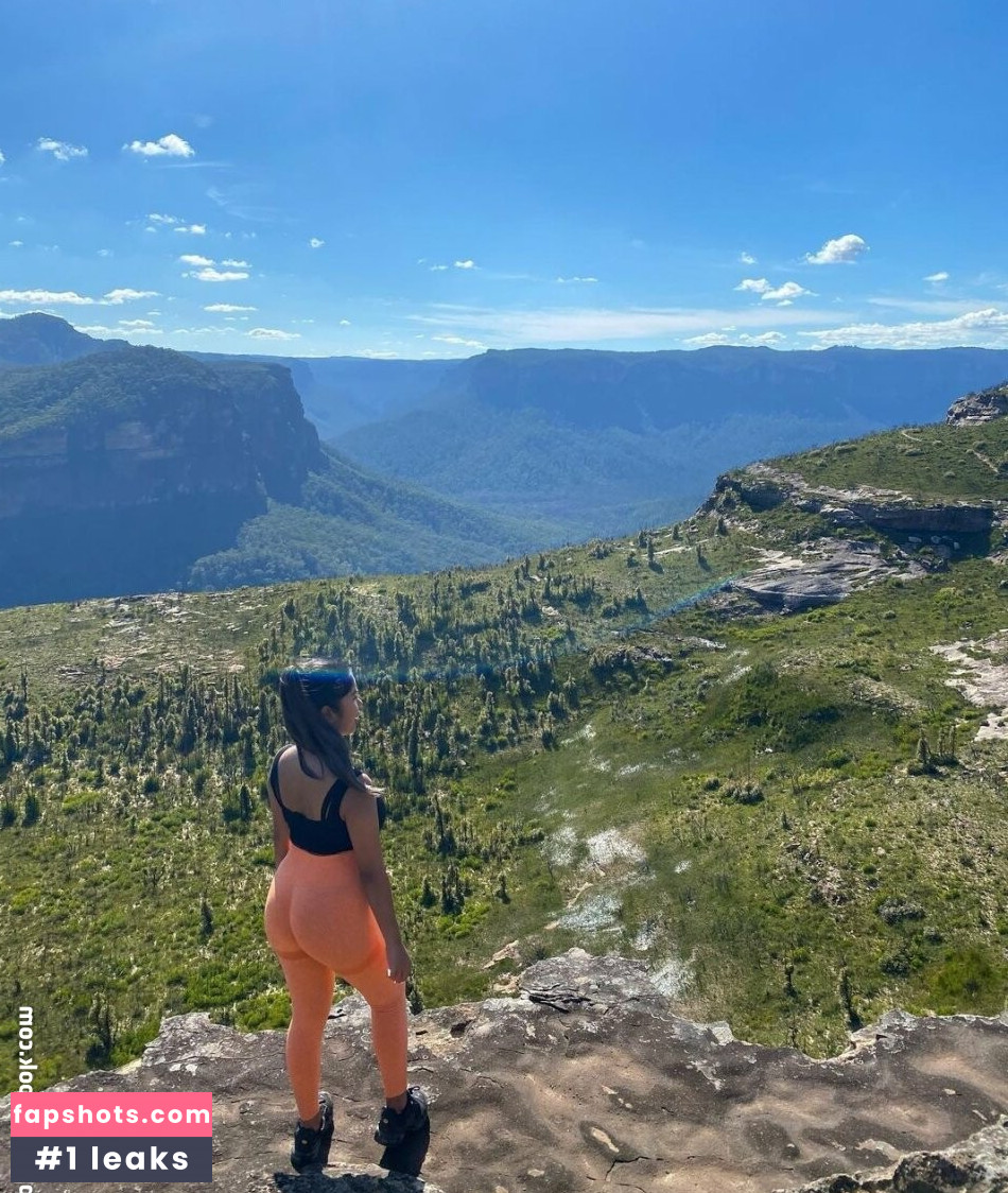 Sml.Prsn gallery photo #6