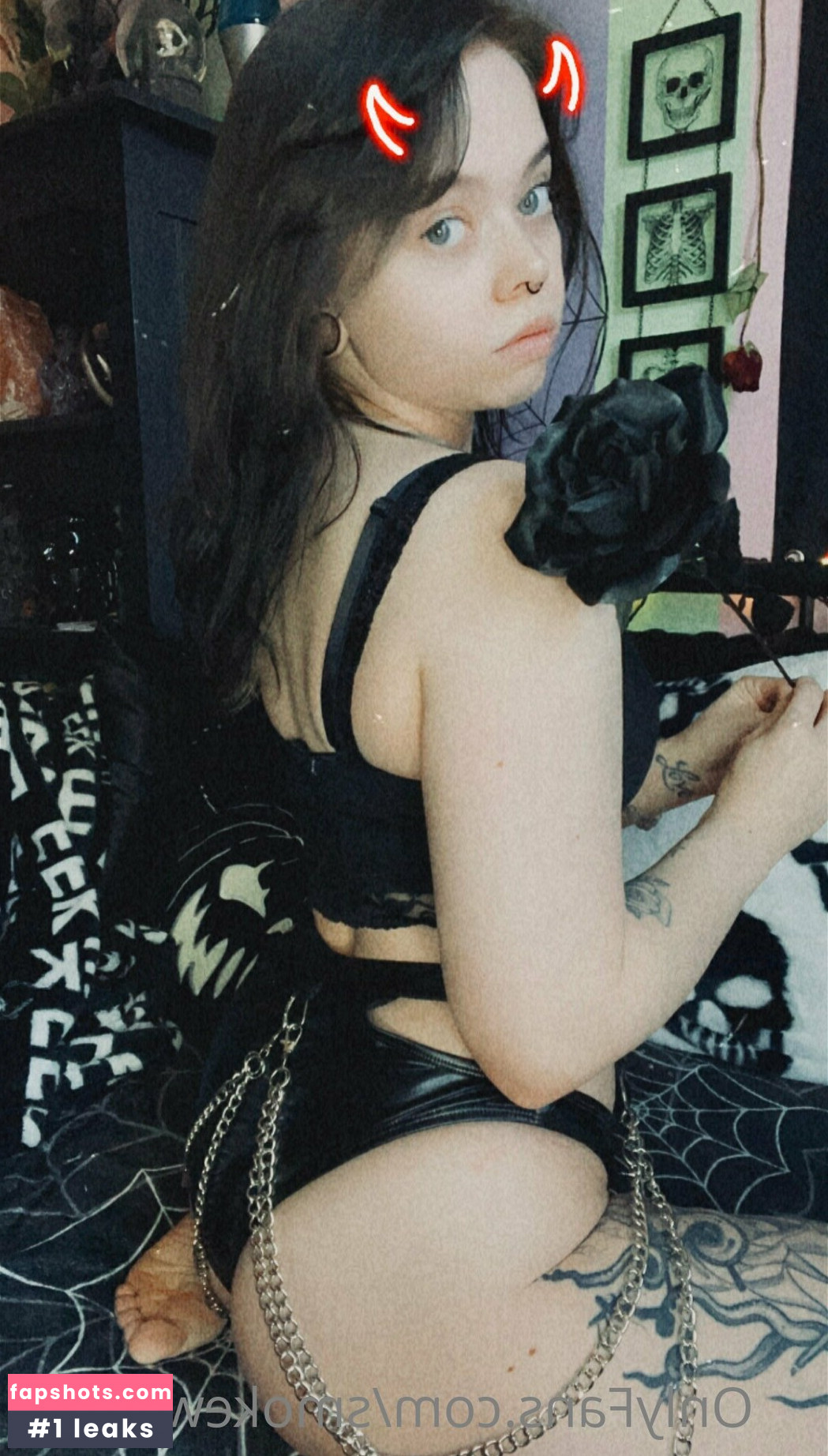 smokewitch13 gallery photo #22