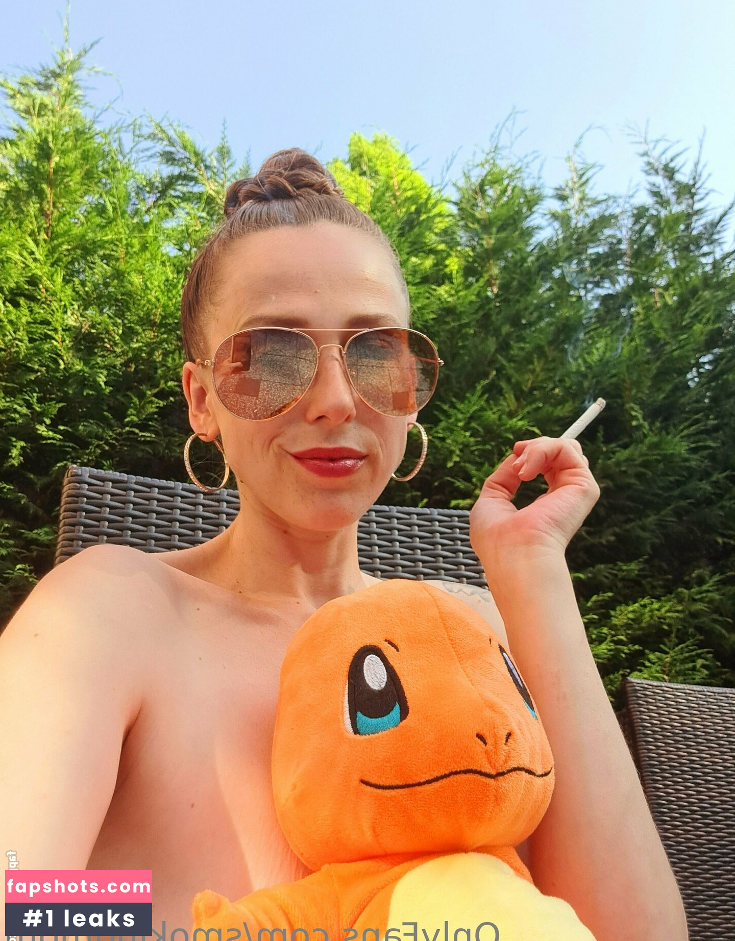 smokingmom gallery photo #16