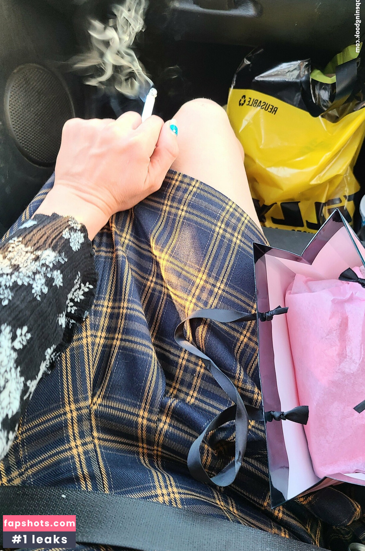 smokingprincessof gallery photo #20