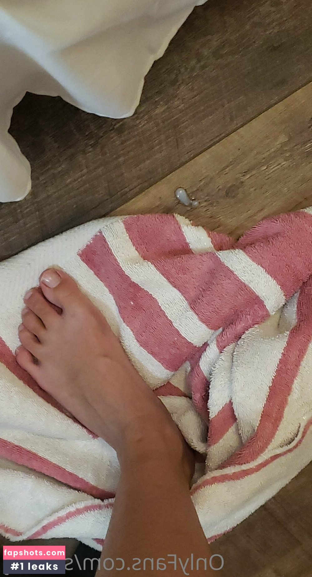 smol.kj gallery photo #24