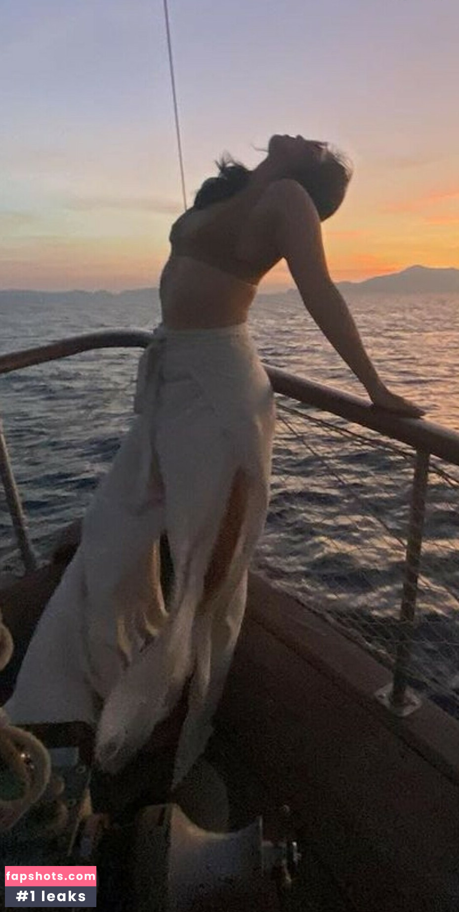 Smosh Girls Filtración Desnuda OnlyFans Foto #2 - Fapshots