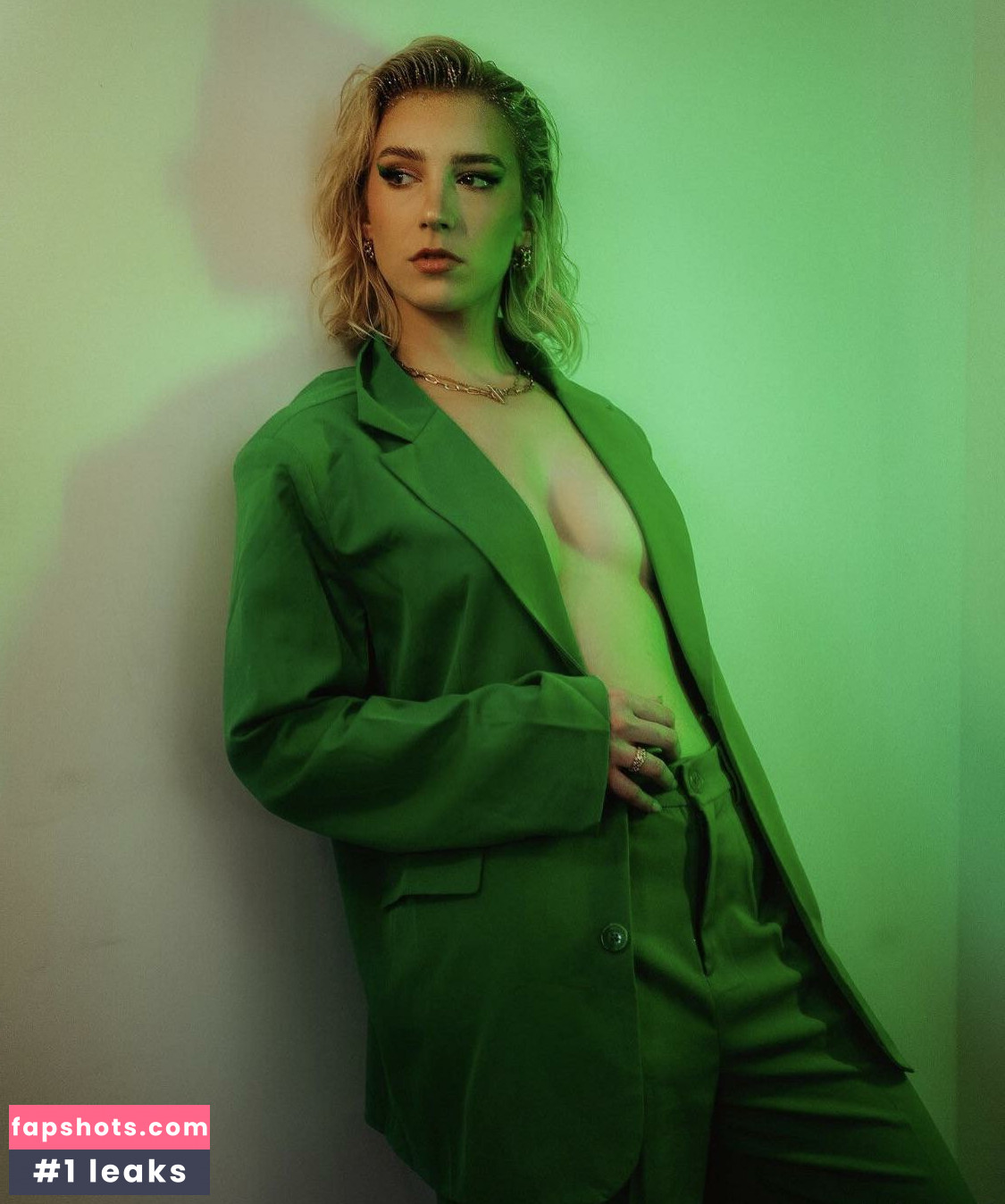 Smosh Girls Nude Leaks OnlyFans Photos #98 - Fapshots