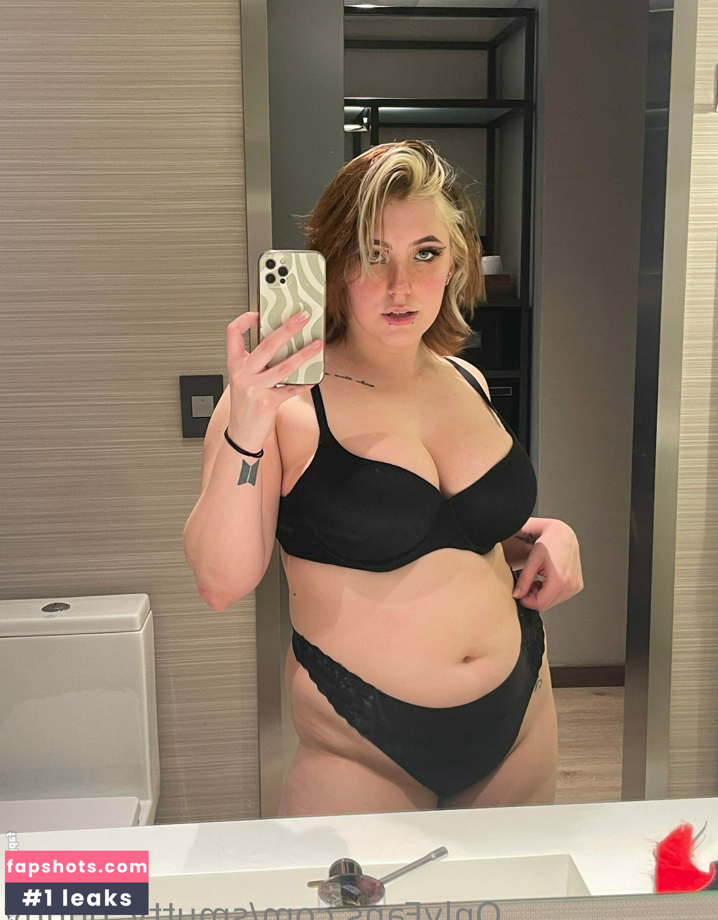 smutty_bunny gallery photo #88