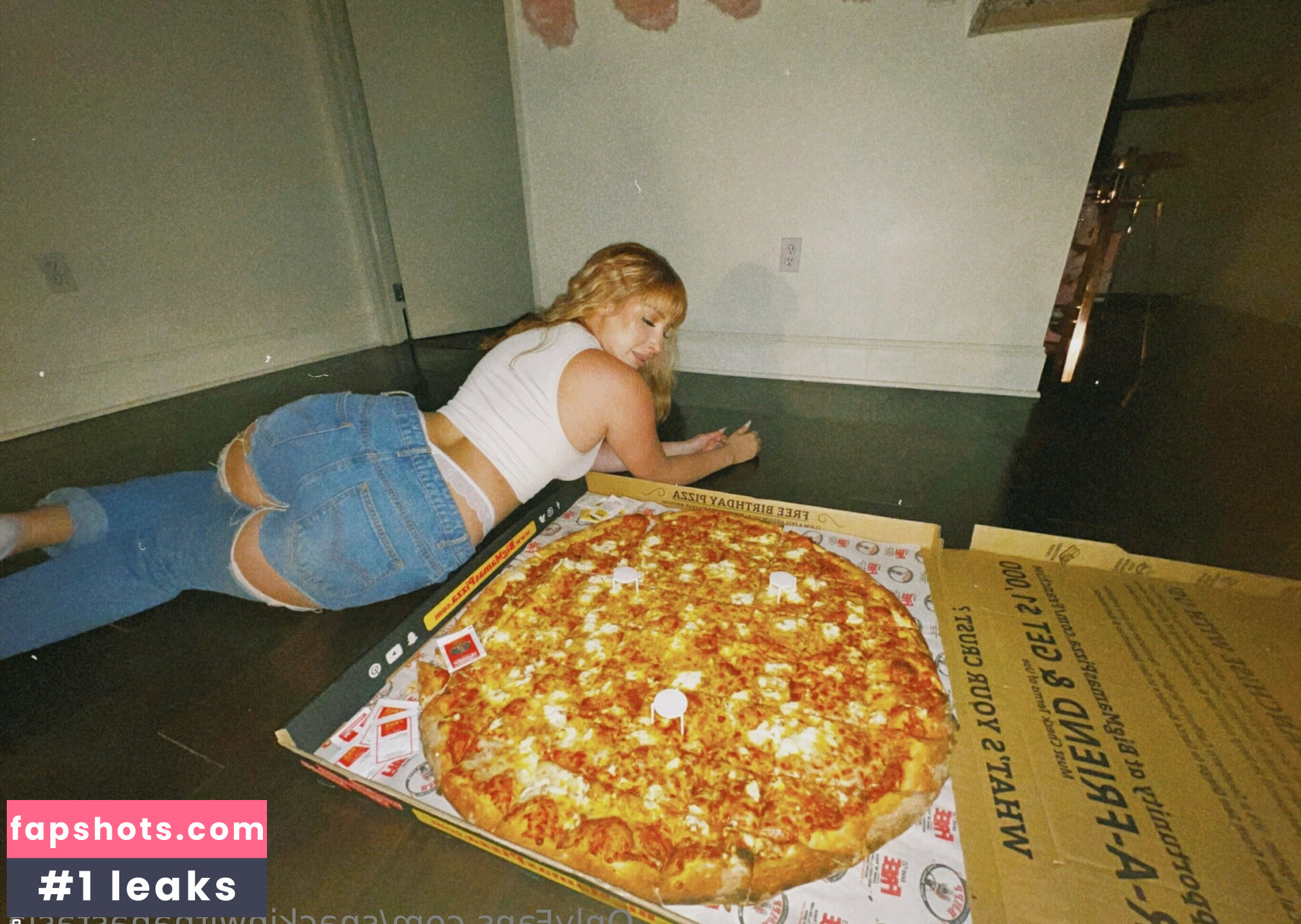 snackinwithanastasia Nude Leaks OnlyFans Photos #30 - LeakJerk