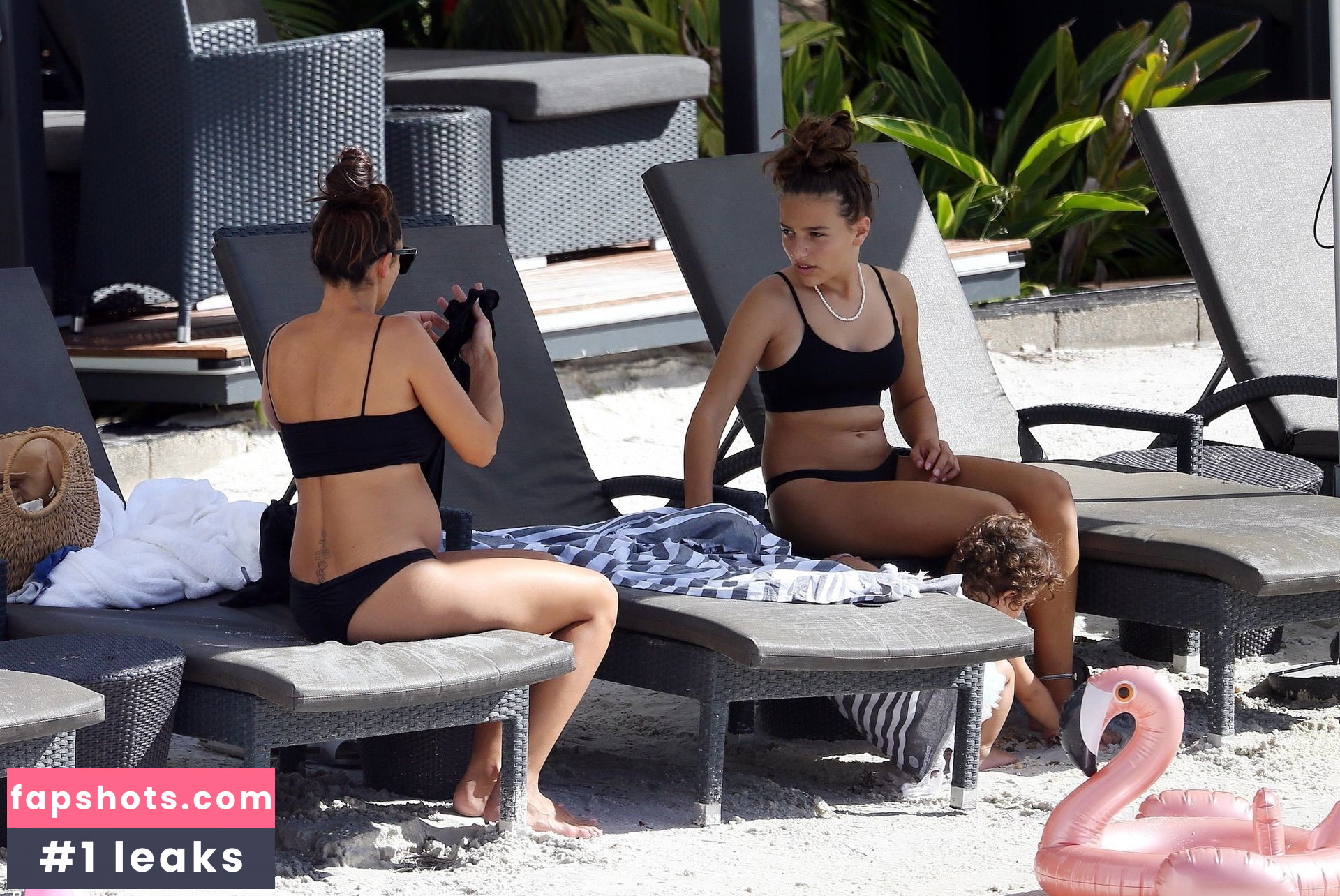 Snezana Markowski gallery photo #7