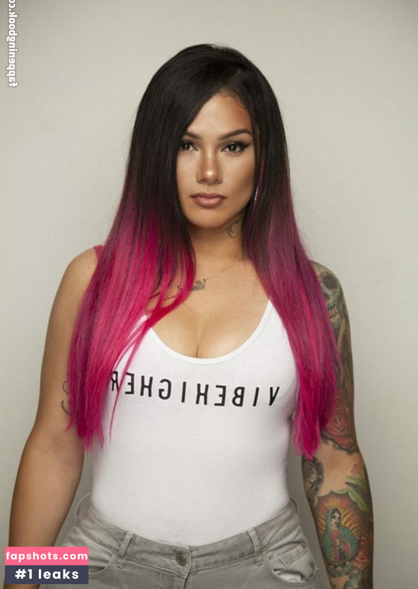 Snow Tha Product gallery photo #5