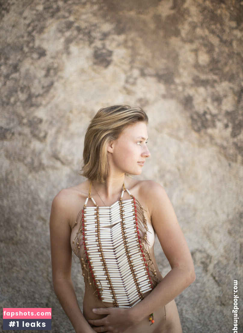 Snowbunski gallery photo #3