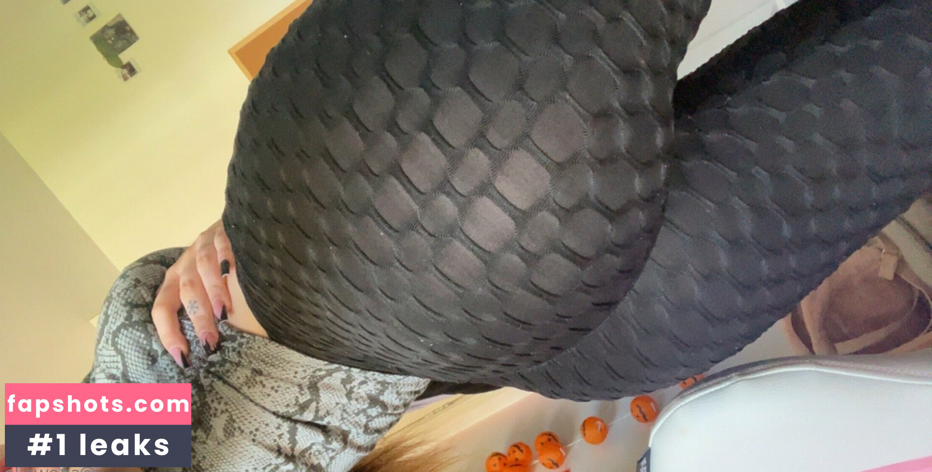 snowelle gallery photo #8