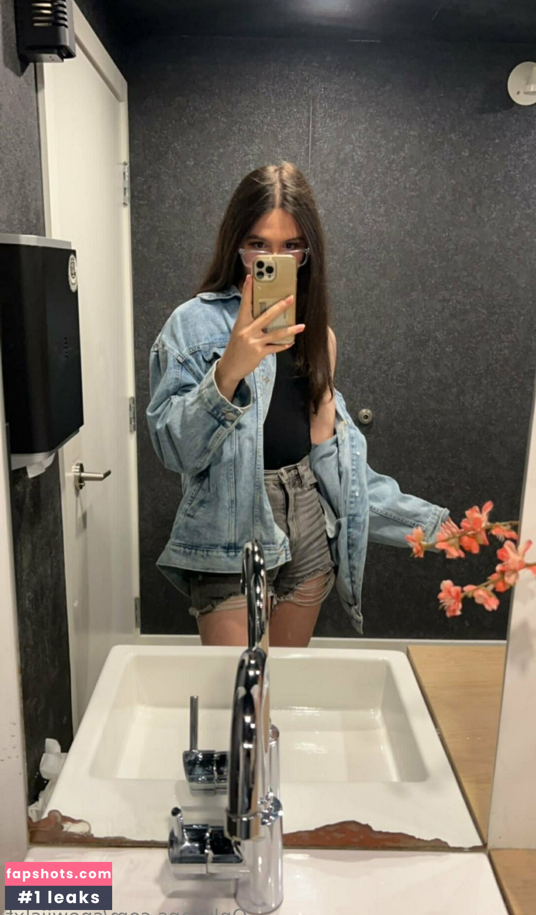 snowiislxt Nude Leaks OnlyFans Photos #22 - LeakJerk