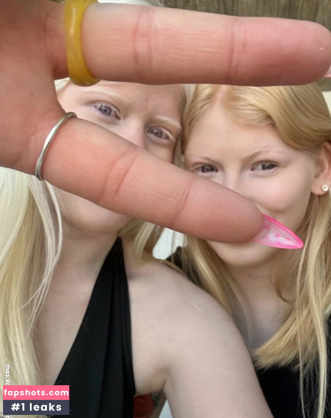 snowwhitebella gallery photo #8