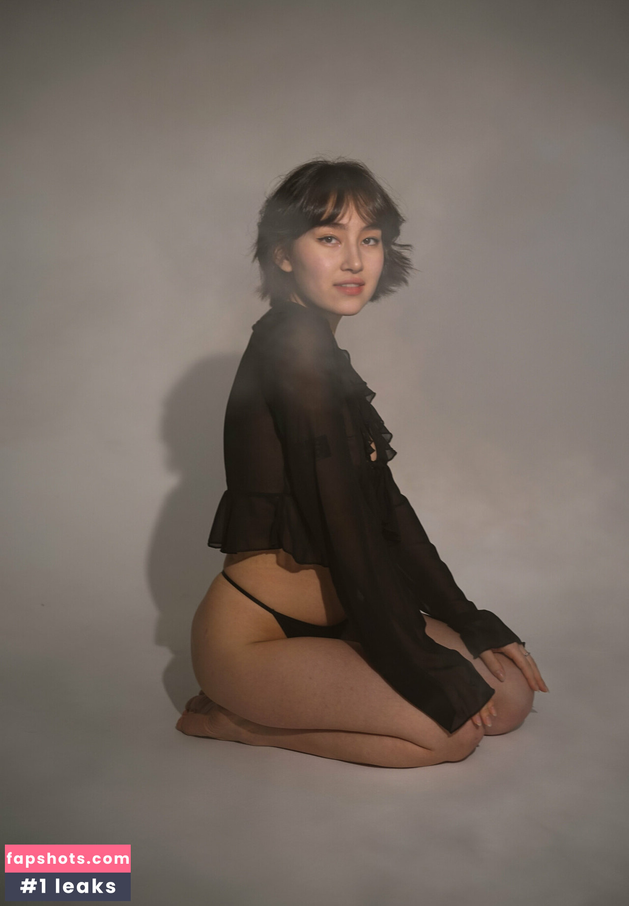 So_audrey gallery photo #4