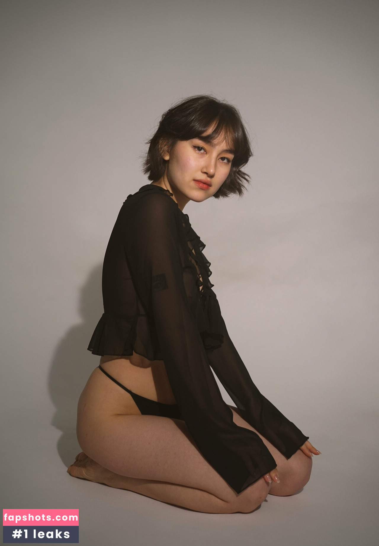 So_audrey gallery photo #6