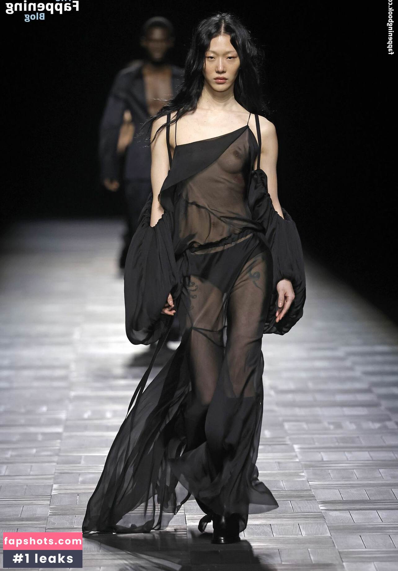 So Ra Choi gallery photo #3