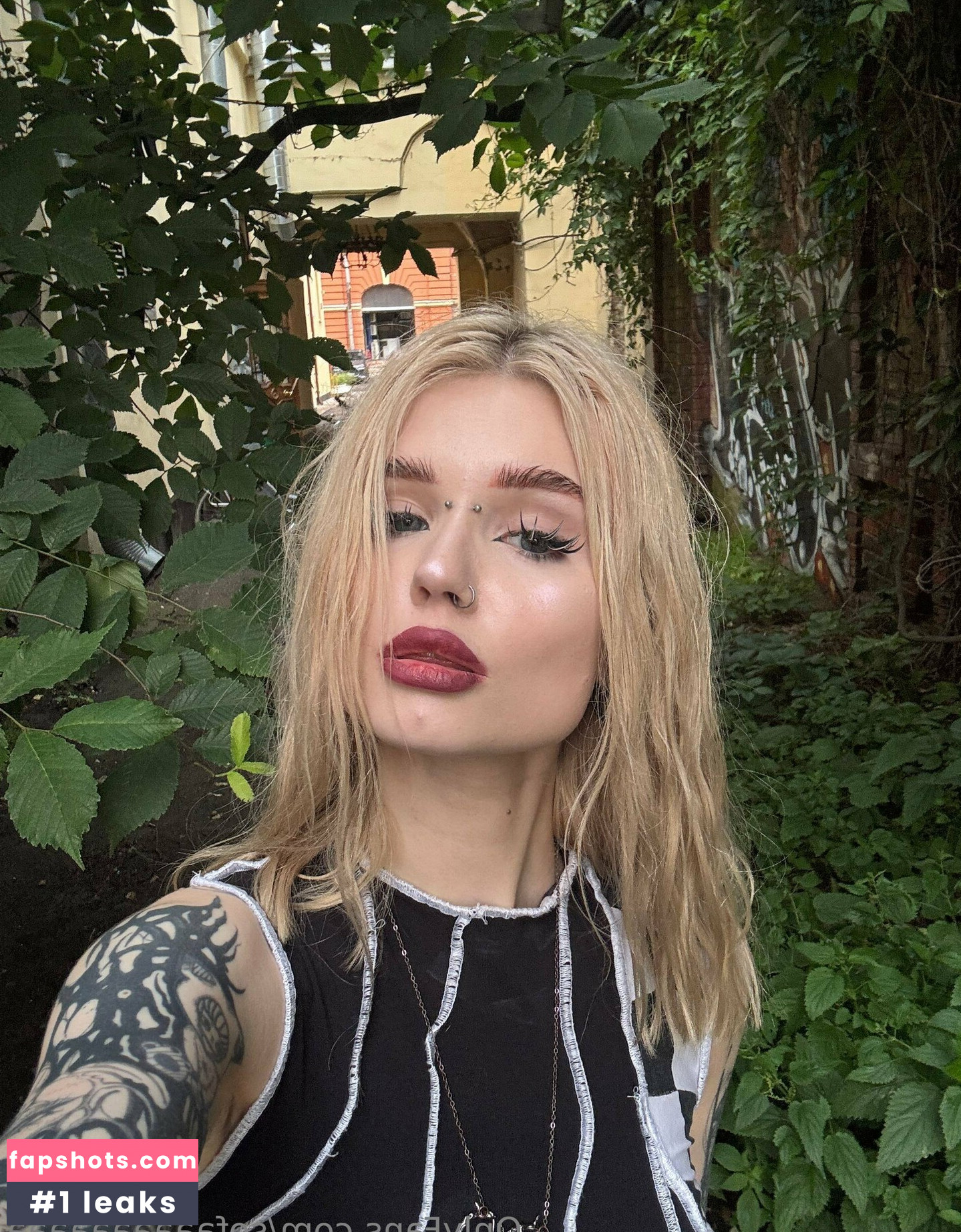 sofaaaaaaaaaa gallery photo #27