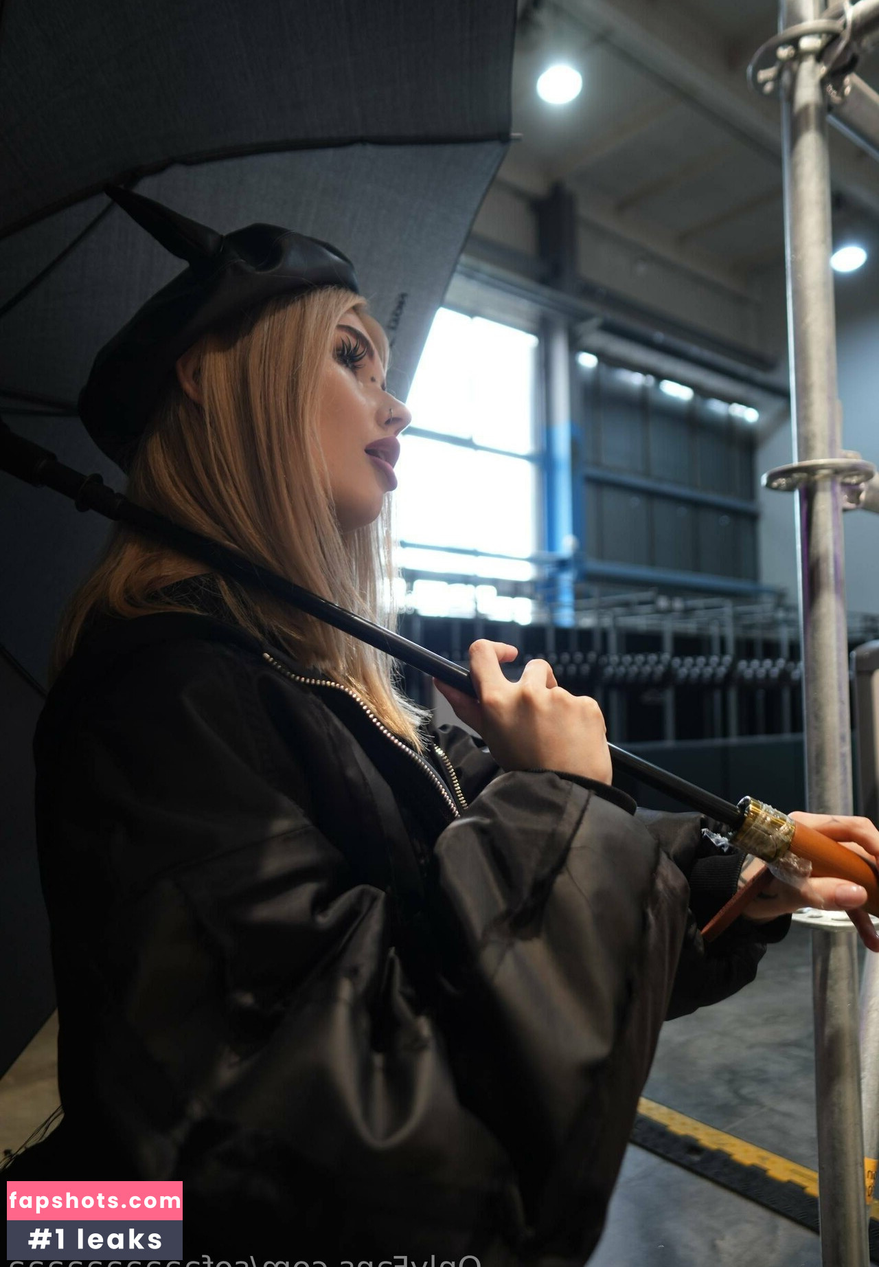 sofaaaaaaaaaa gallery photo #37