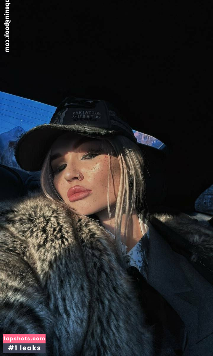 sofaaaaaaaaaa gallery photo #40