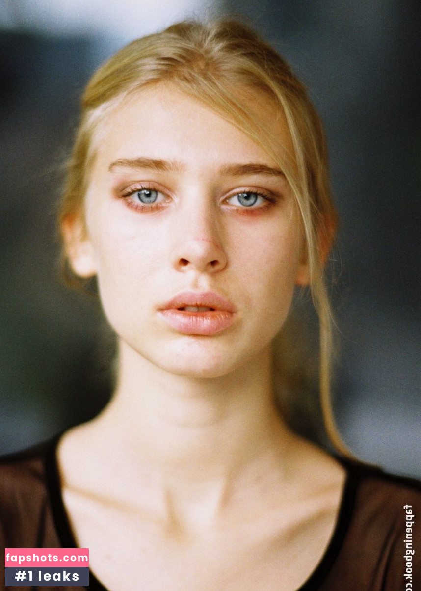 Sofia Chuprikova gallery photo #10