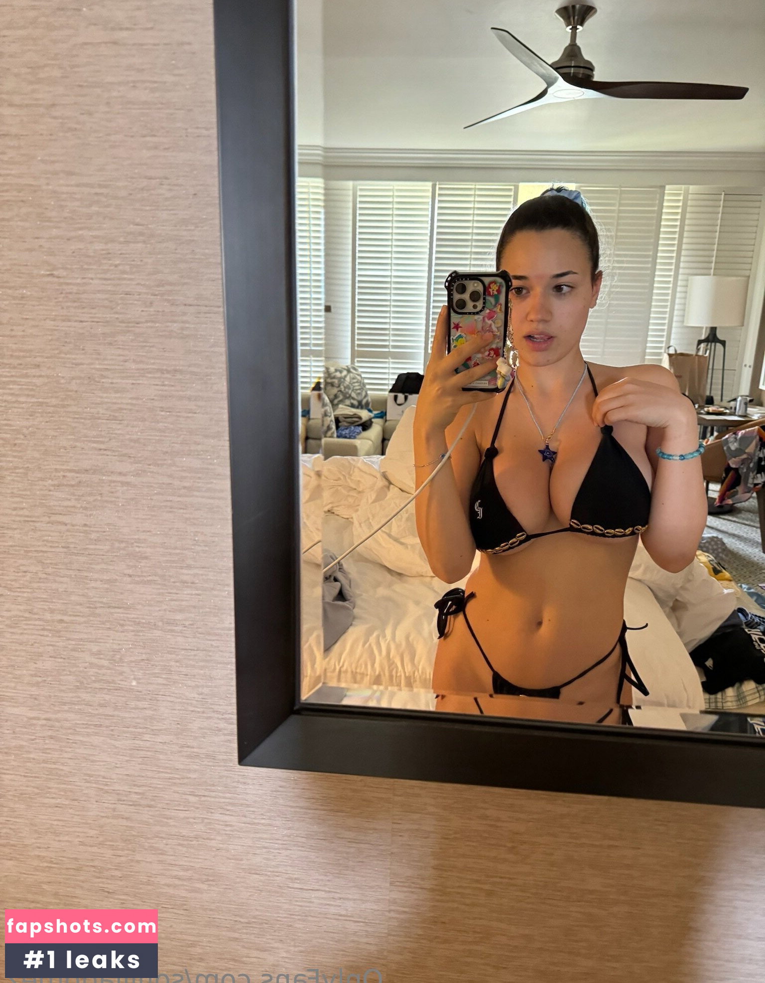Sofia Gomez gallery photo #3104