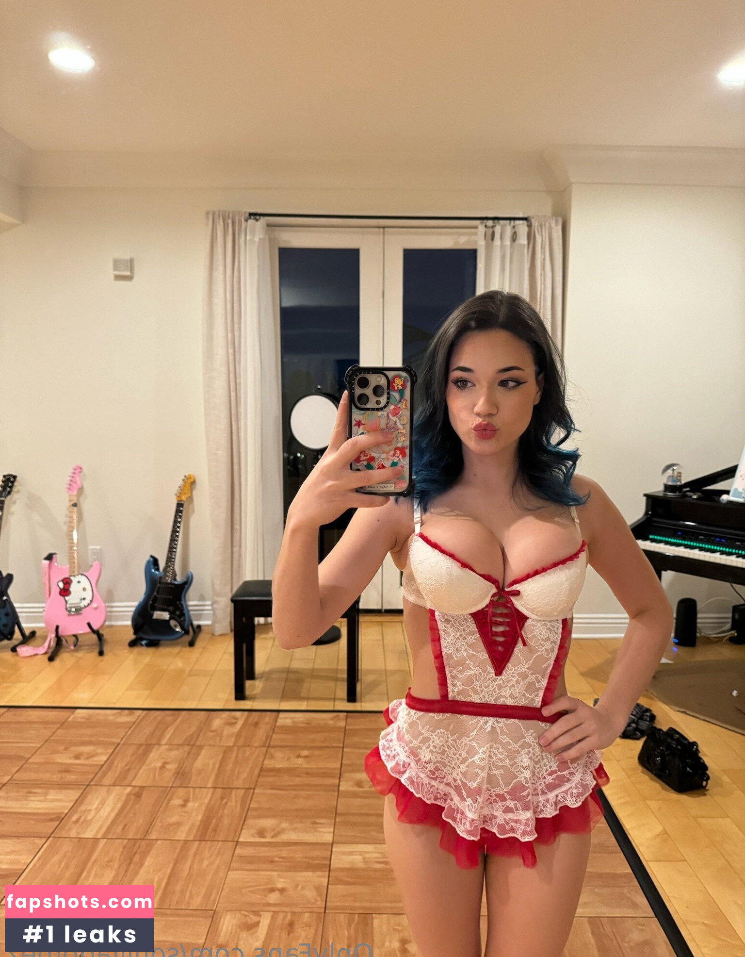 Sofia Gomez gallery photo #2295
