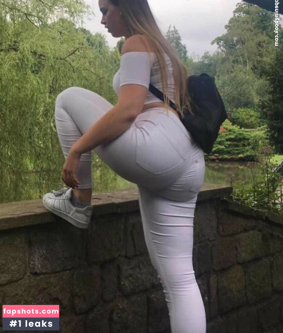 Sofia Isabella gallery photo #3