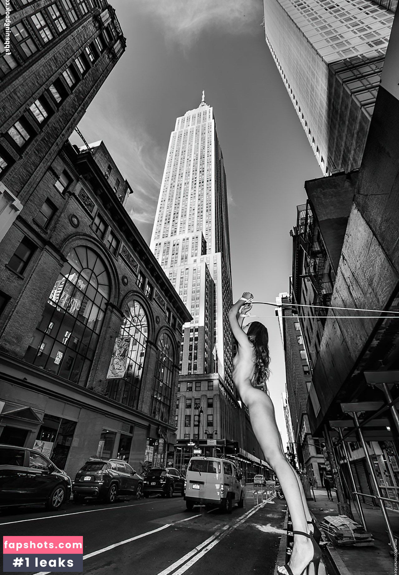 Sofia Jolie gallery photo #30