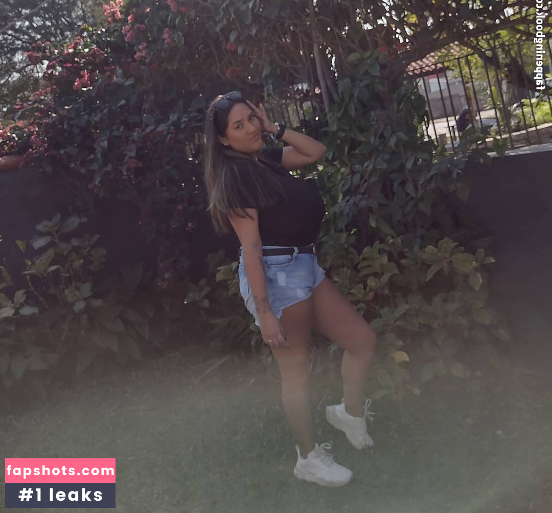 Sofia Mendonca gallery photo #23