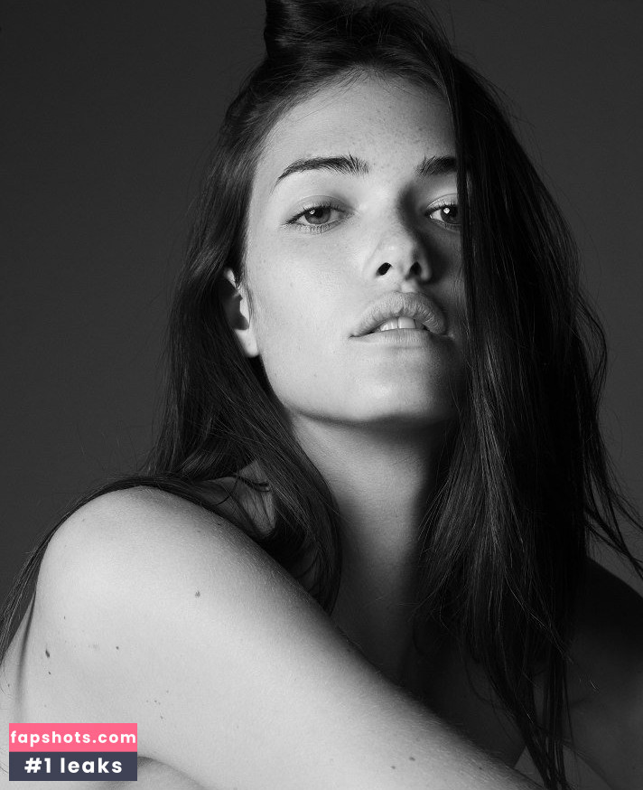 Sofía Reynal gallery photo #14