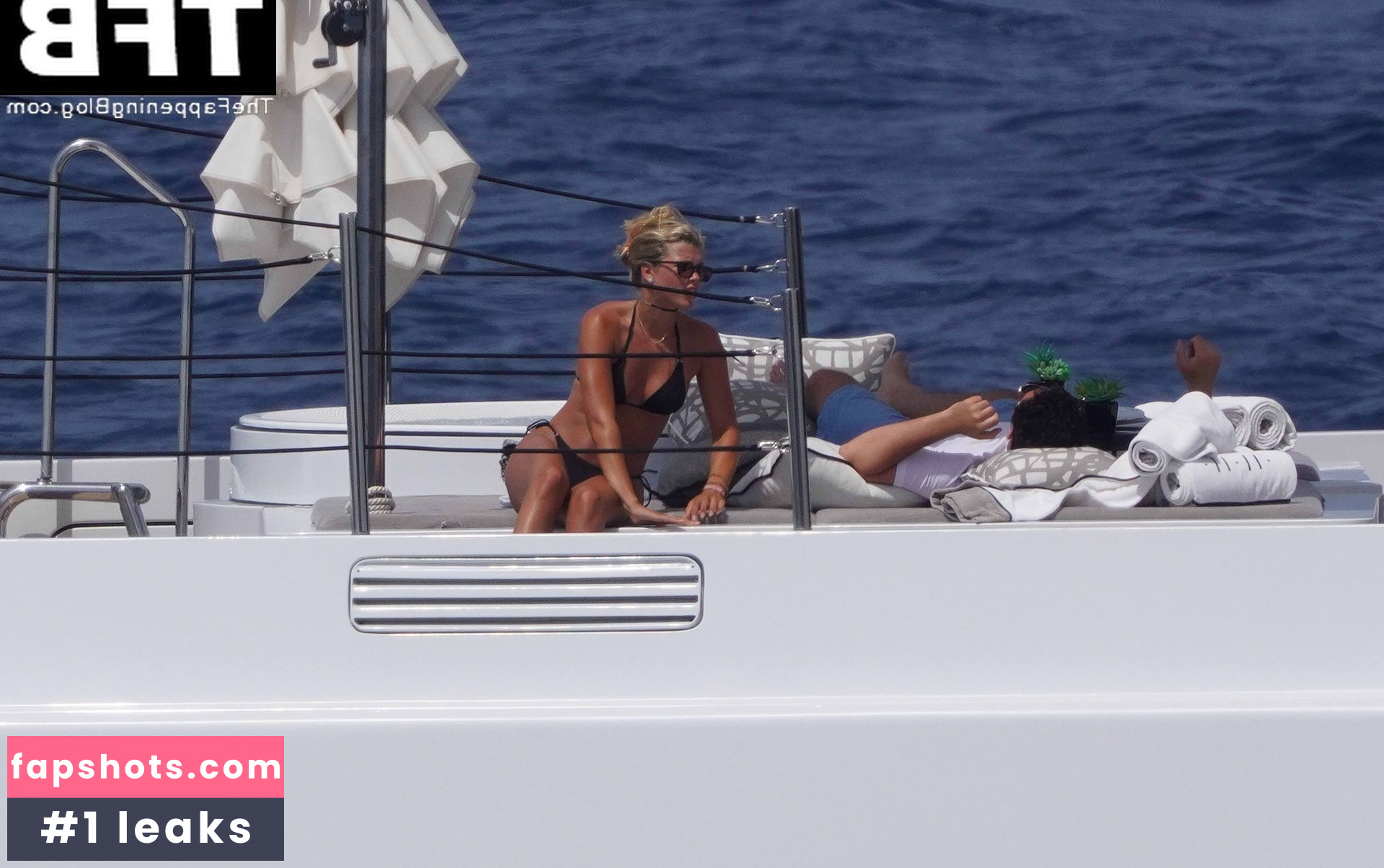 Sofia Richie gallery photo #138