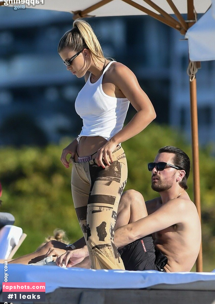 Sofia Richie gallery photo #55