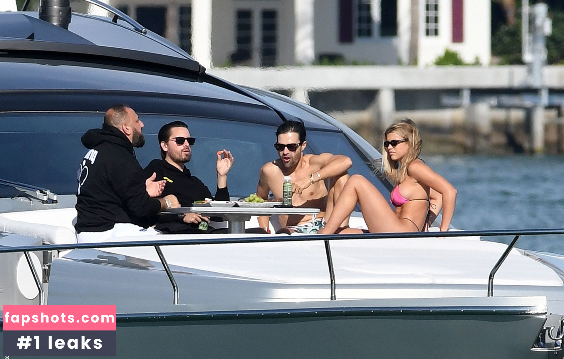 Sofia Richie gallery photo #641