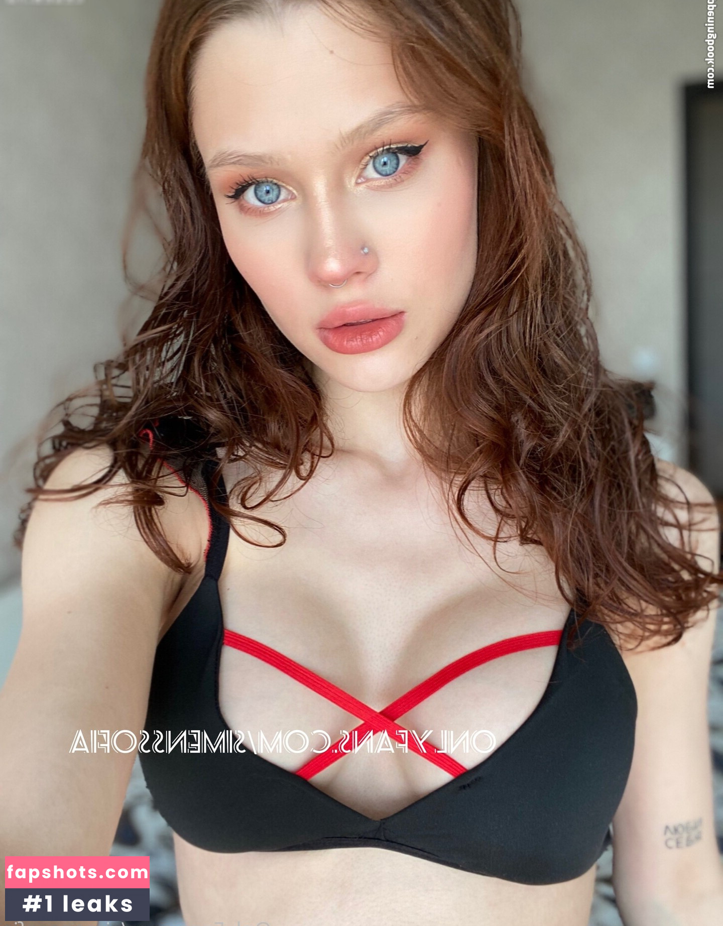 Sofia Simens gallery photo #110