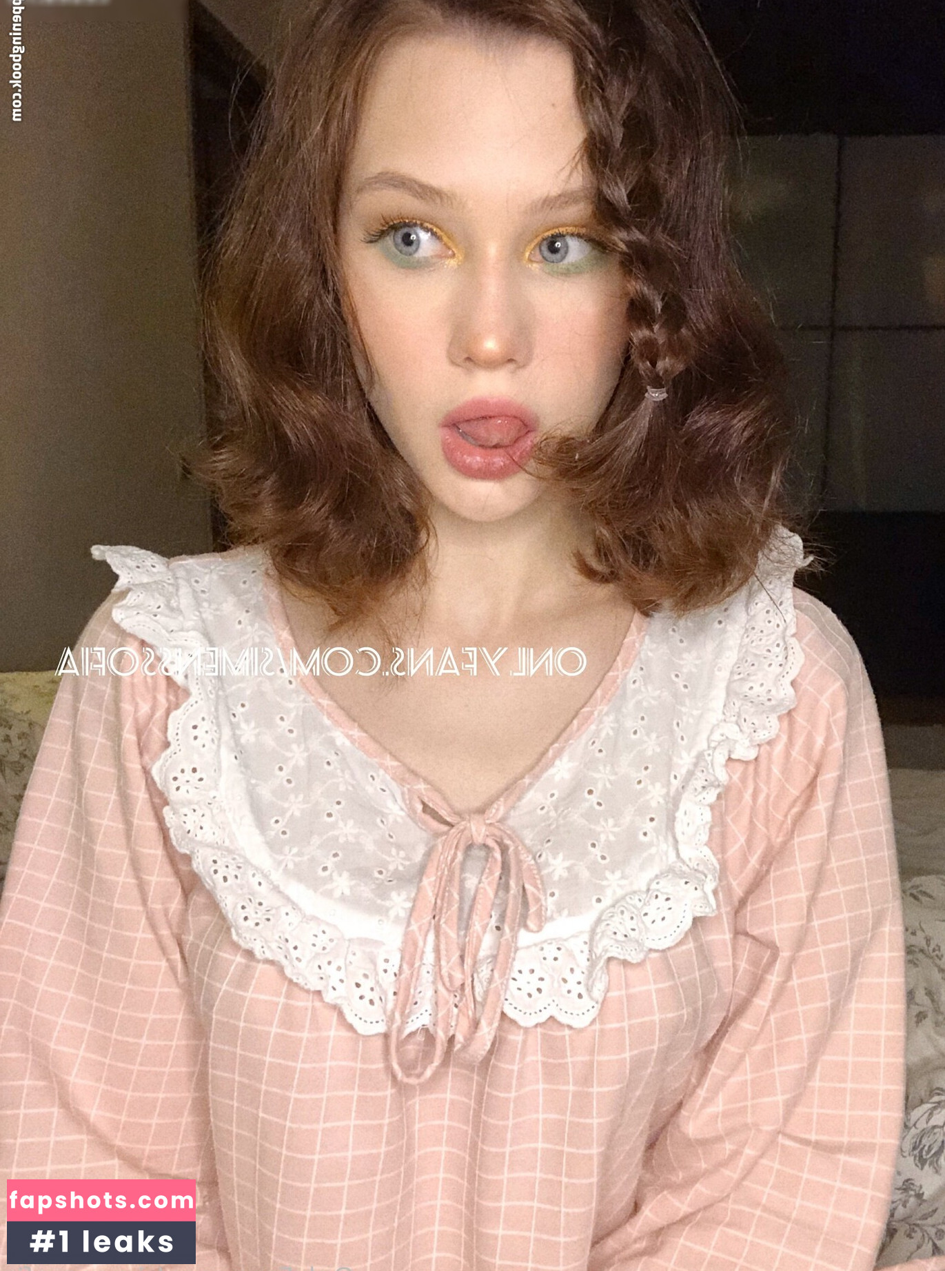 Sofia Simens gallery photo #54