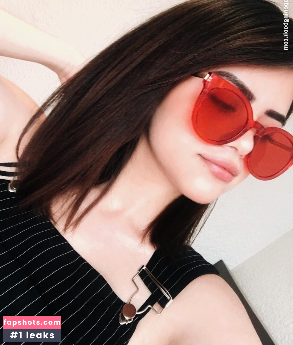 Sofia Solares gallery photo #19