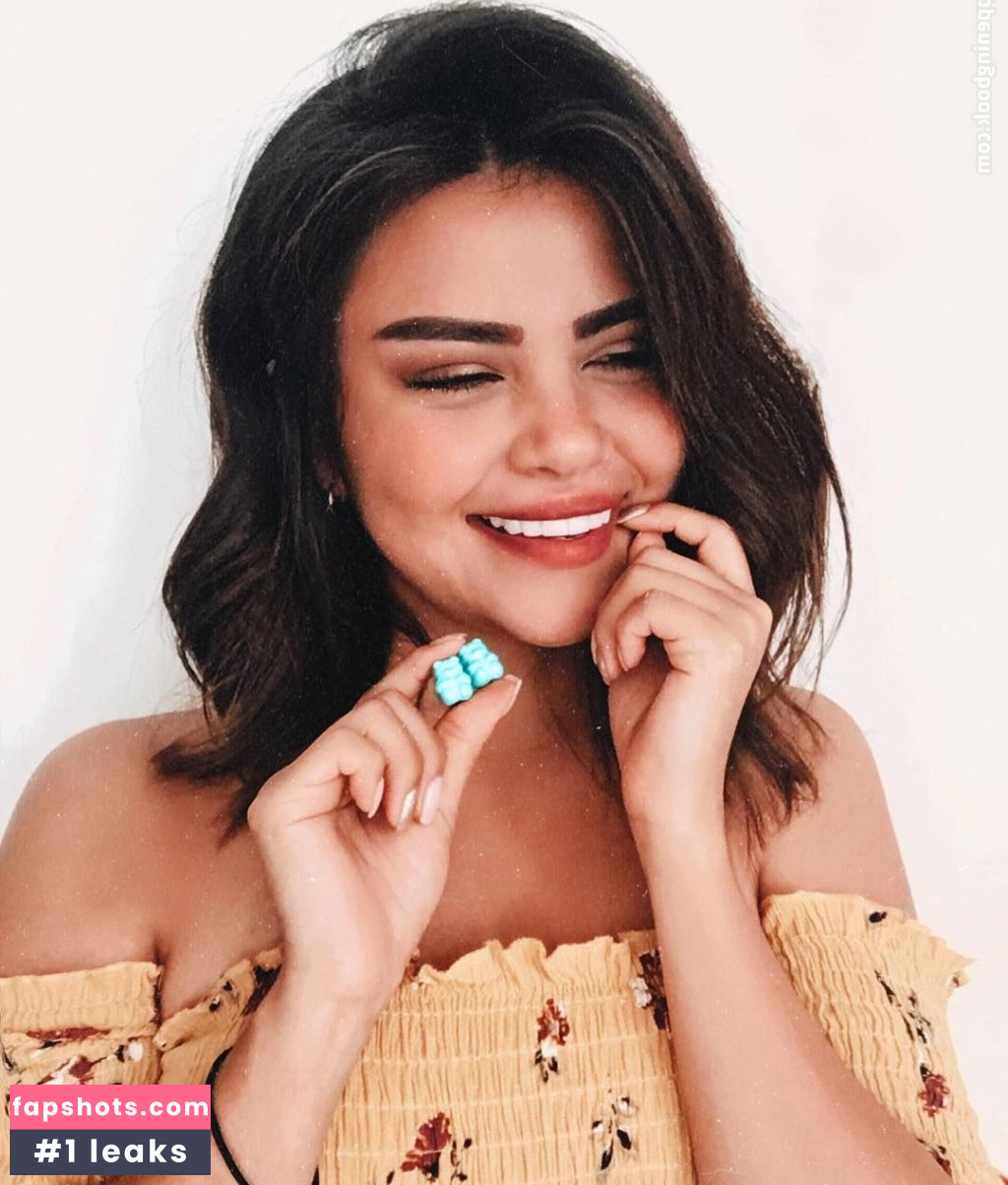 Sofia Solares gallery photo #24