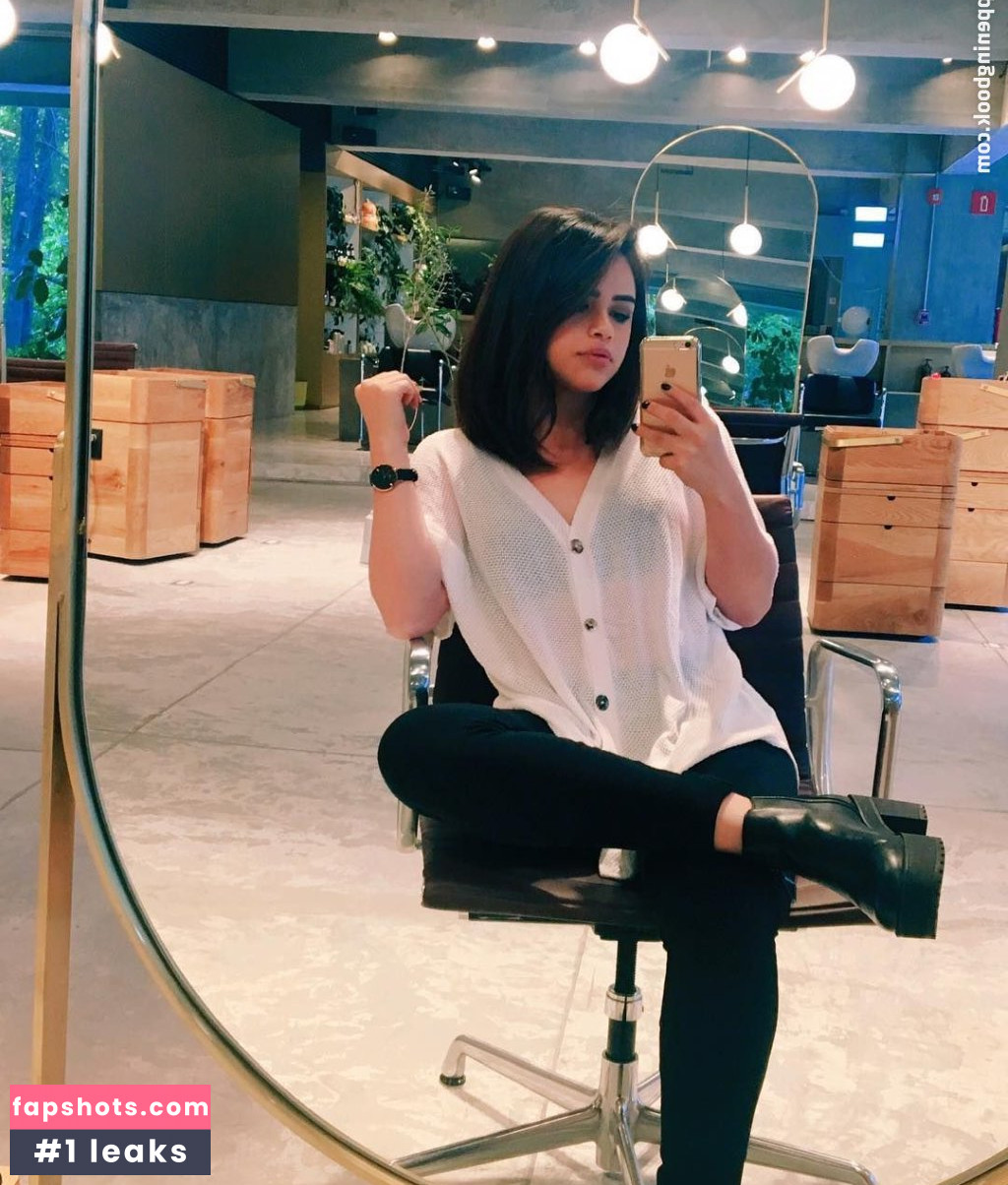 Sofia Solares gallery photo #33