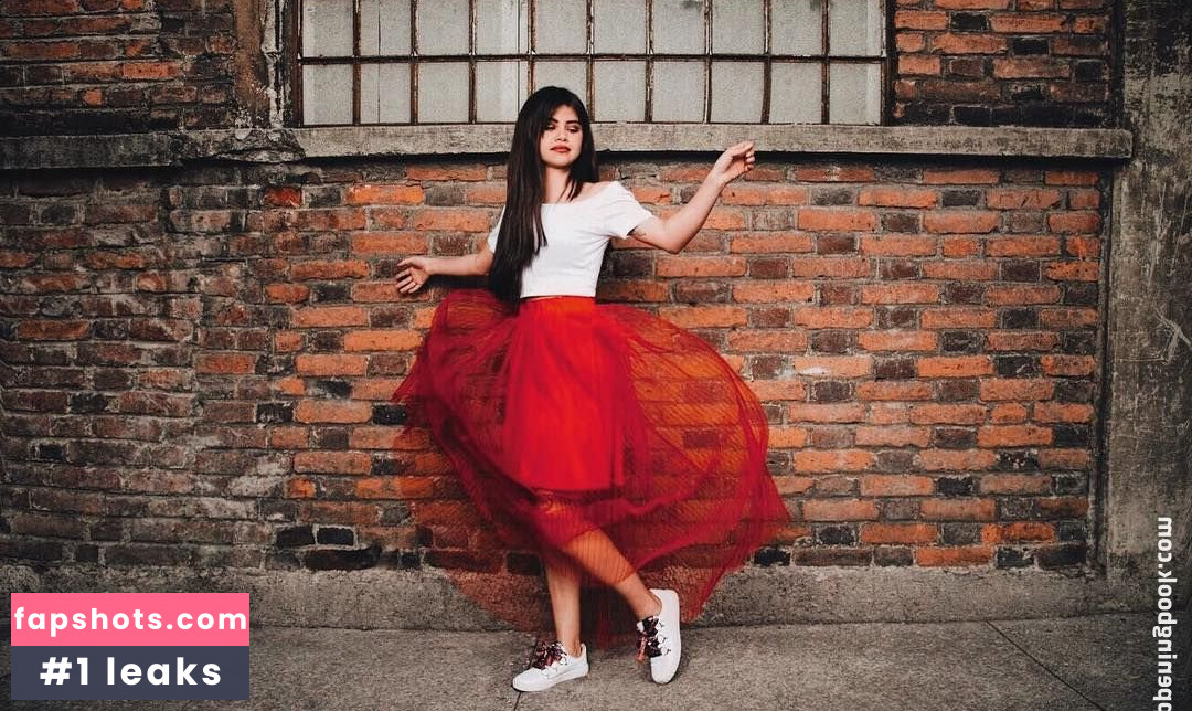 Sofia Solares gallery photo #36