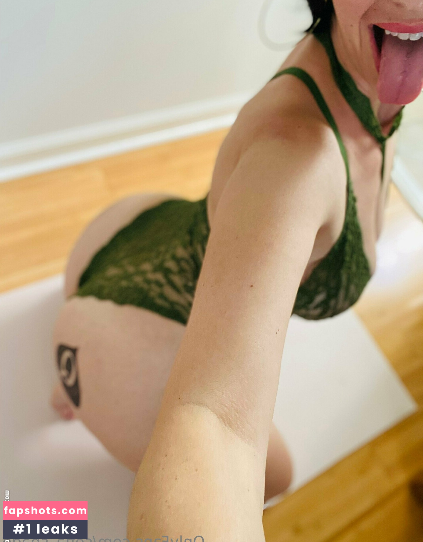 Sofia Spade gallery photo #14