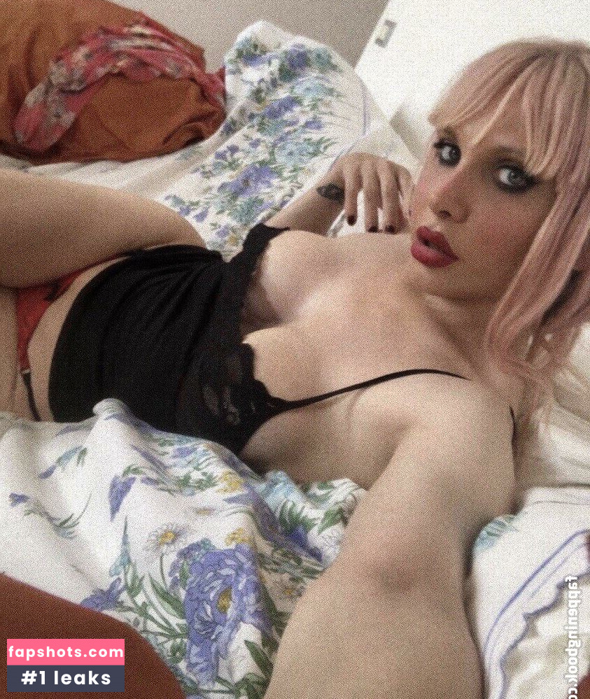 Sofia Teddy gallery photo #10