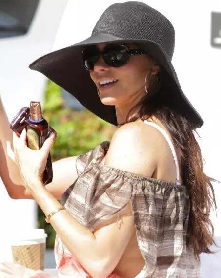 sofia-vergara Nude Leaks OnlyFans Photos #1098 - Fapshots