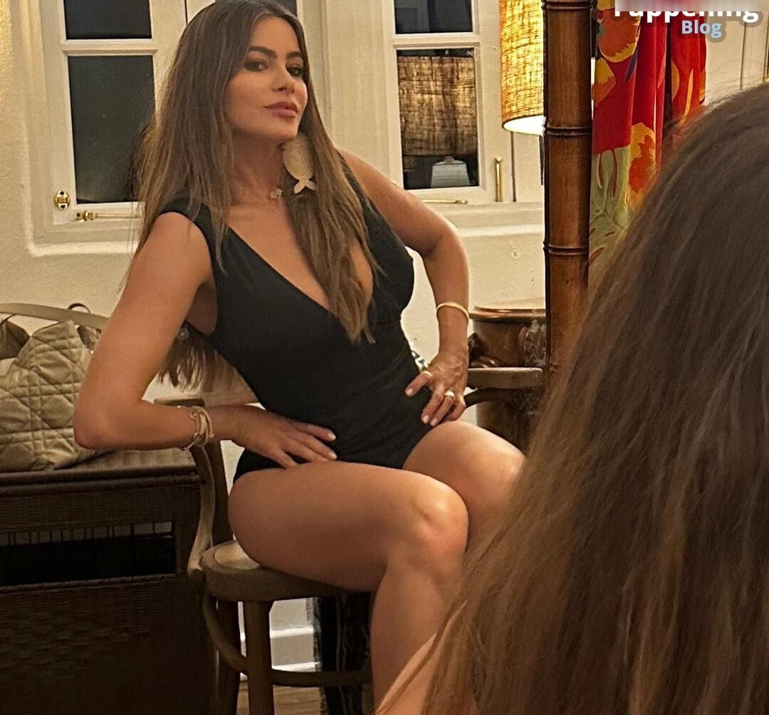 sofia-vergara Nude Leaks OnlyFans Photos #1136 - Fapshots