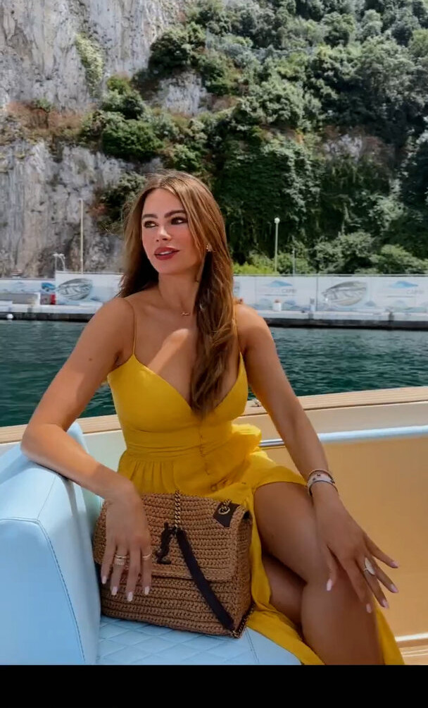 sofia-vergara gallery photo #1286