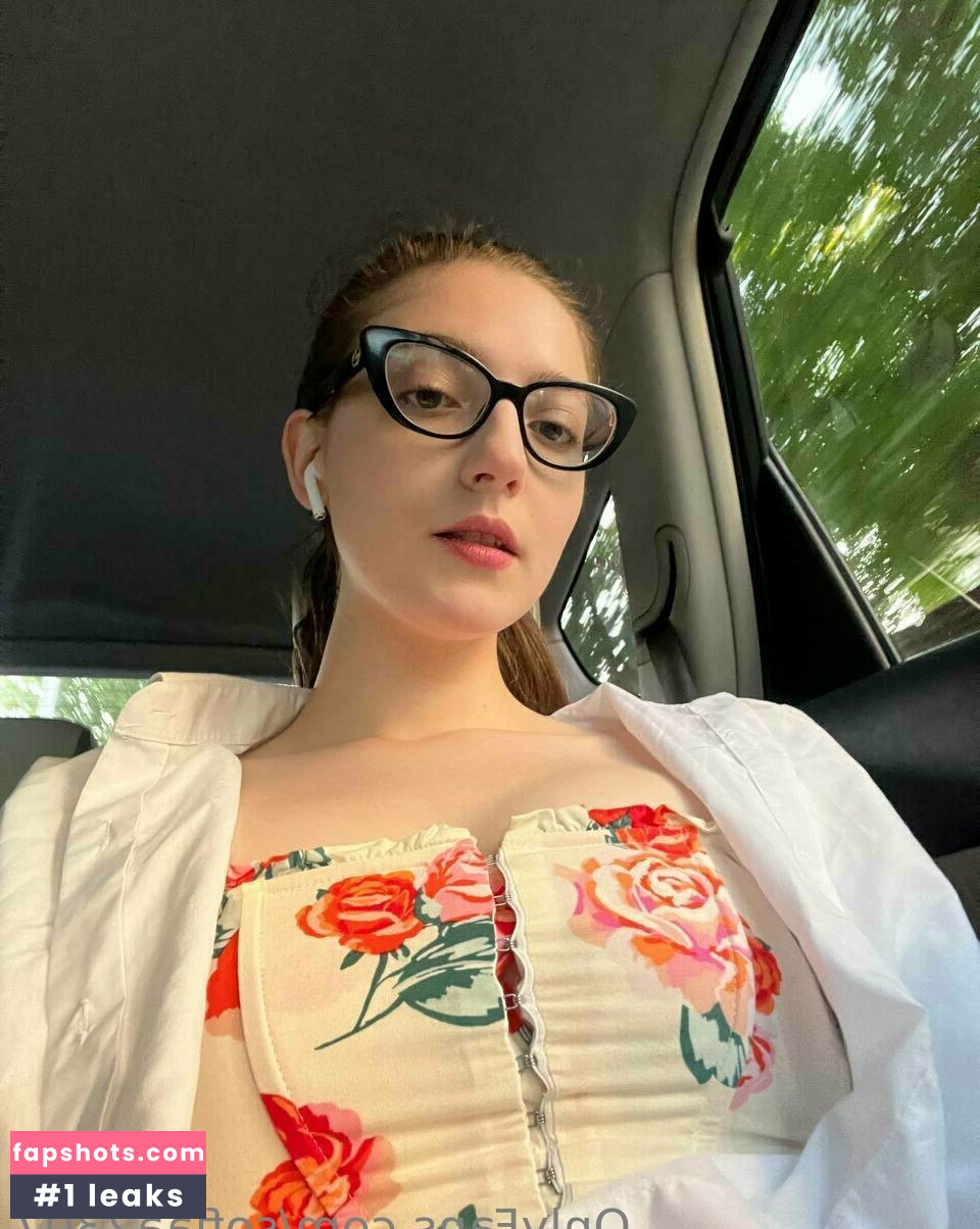 sofiaa2307 gallery photo #36