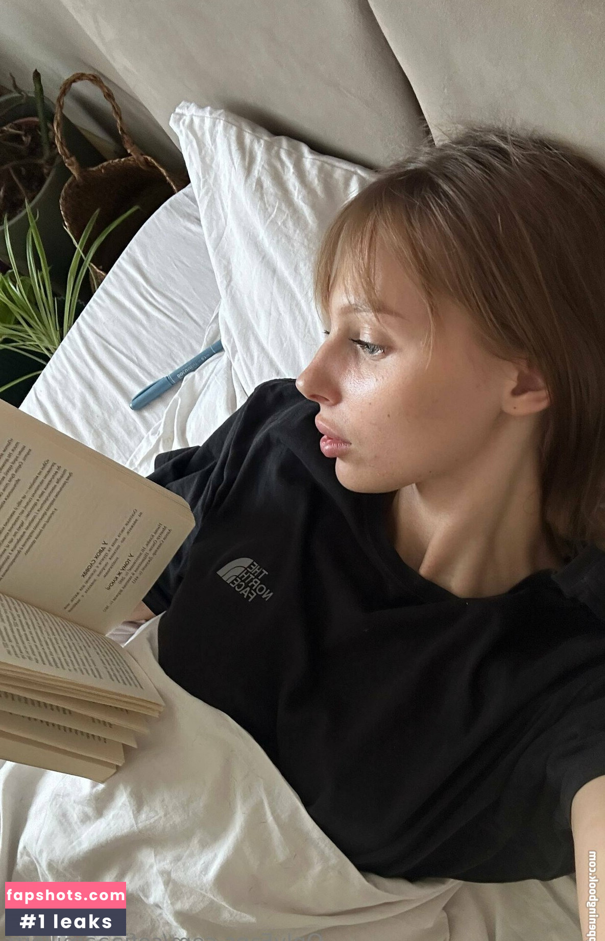 sofiaaamillerrr Nude Leaks OnlyFans Photos #3 - Fapshots